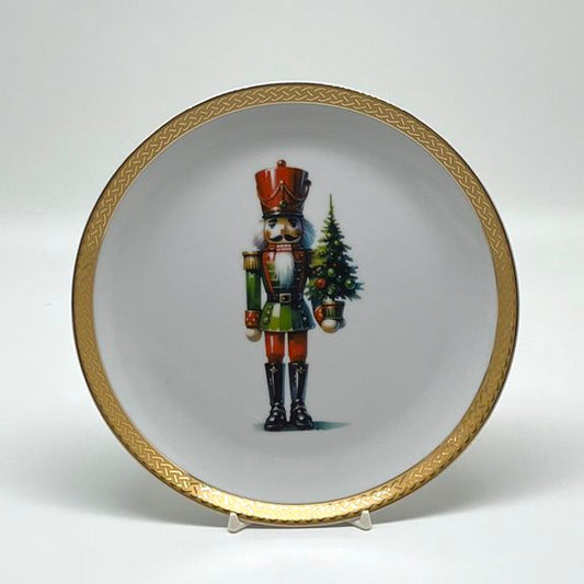 Nutcracker Plate, 8"