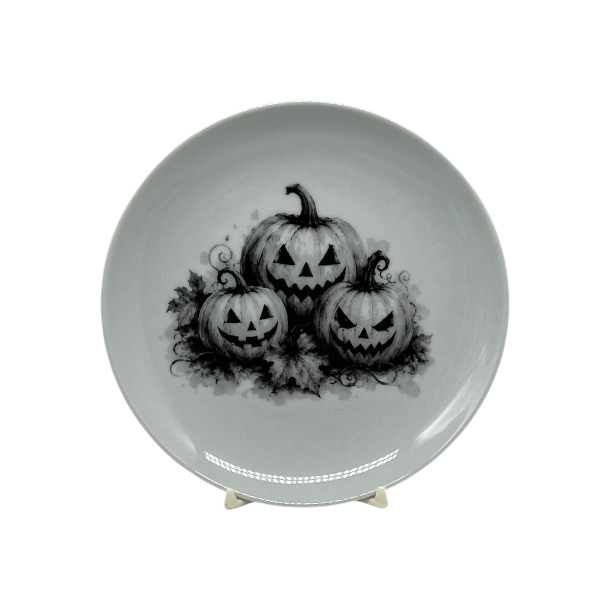 Jack-O’-Lantern Trio Halloween Coupe Plate, 6.25"